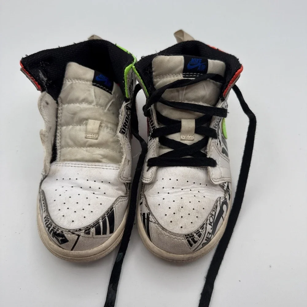 kids Nike Air Jordan 1 Mid All Over Logo Size 10C White Green one with no laces‎